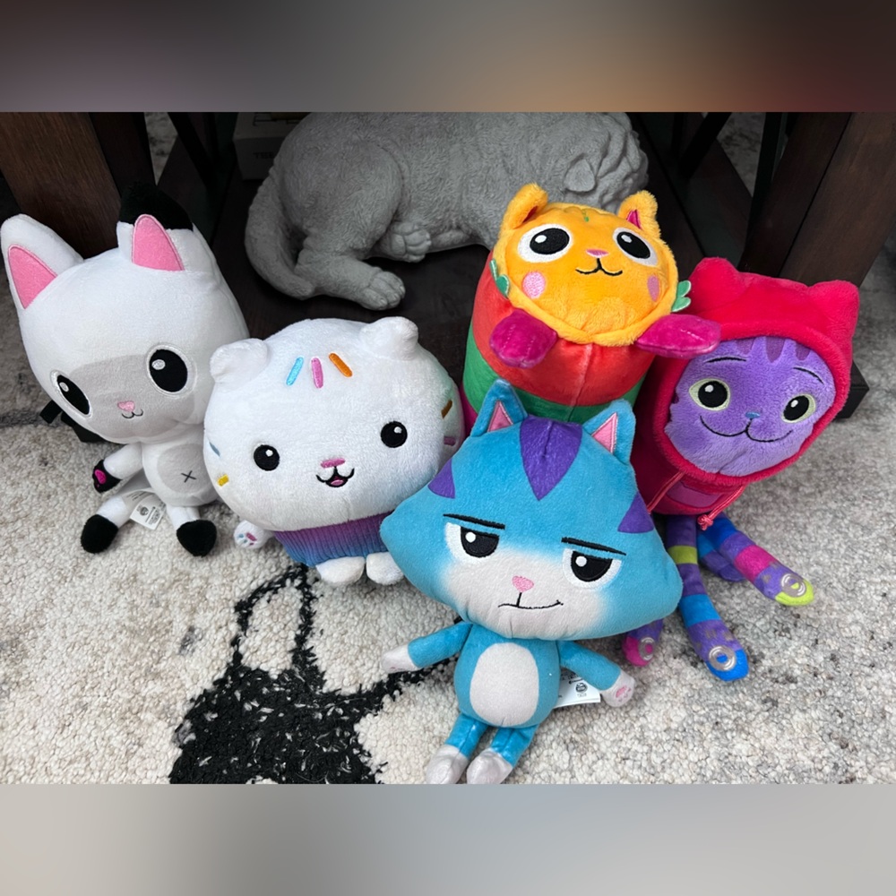 Gabby Dollhouse Plush Set